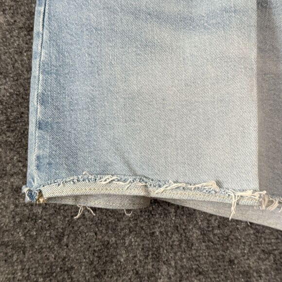 Universal Thread NWT Hi-Rise Cut-offs Size 22 Distressed Denim Comfort Stretch - Picture 4 of 13